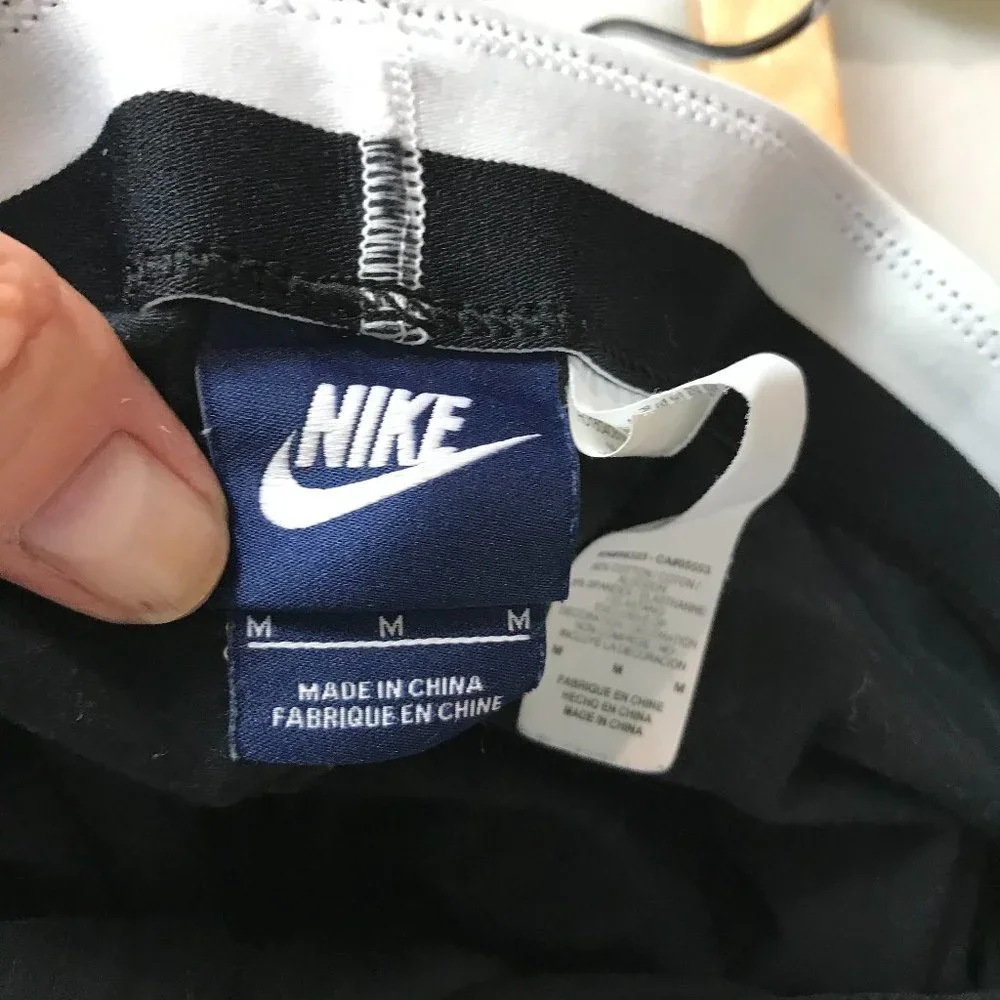 NIKE Sz M Leggings